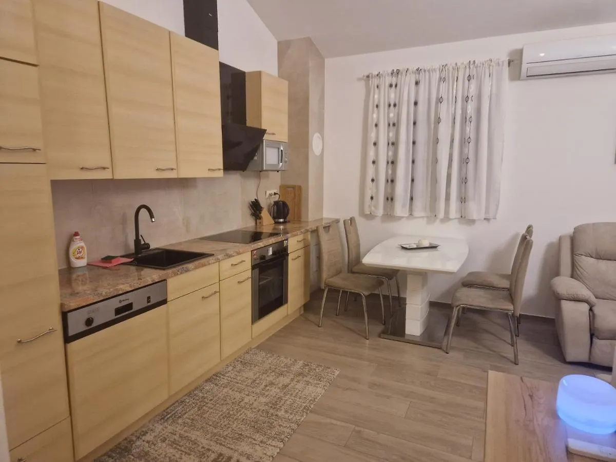 Apartman Sunrise Pula Apartment